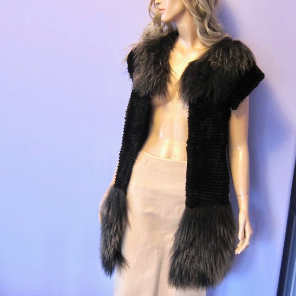GORGEOUS Vintage Mongolian Fur Belted Boho Vest Coat - Picture 10 of 11